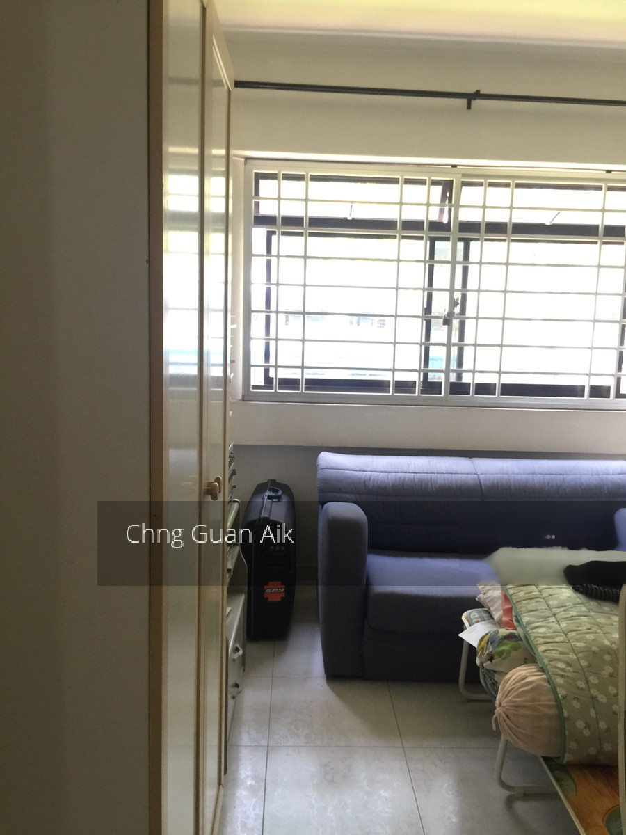 Jurong West Street 25 thumbnail photo
